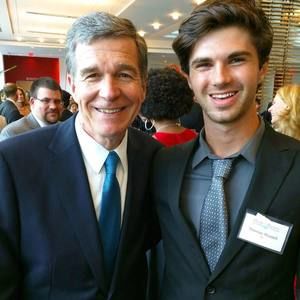 Meet your Posher, Thomas